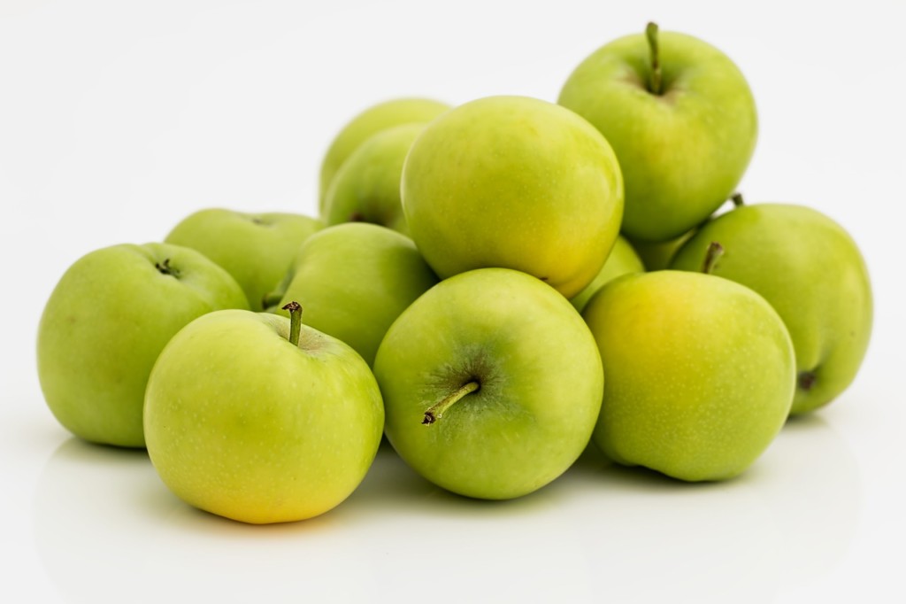 jablka - 12 nejlepších triků pro snadné hubnutí, které musíte ještě letos vyzkoušet